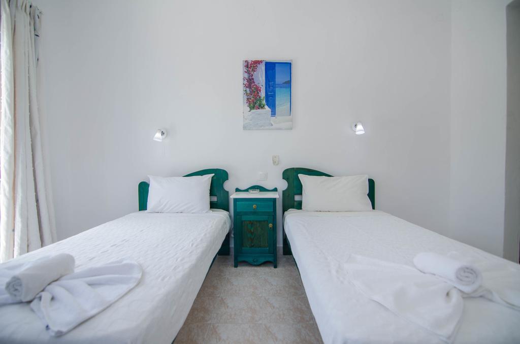 Hotel Delfini Mylopotas Exterior photo