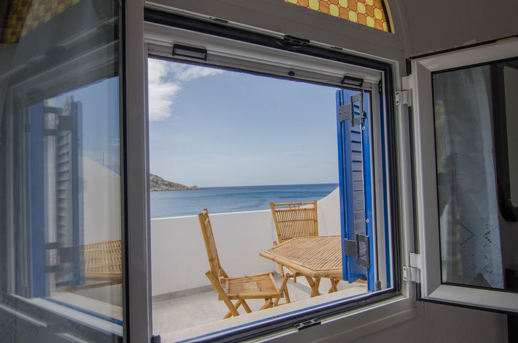 Hotel Delfini Mylopotas Exterior photo